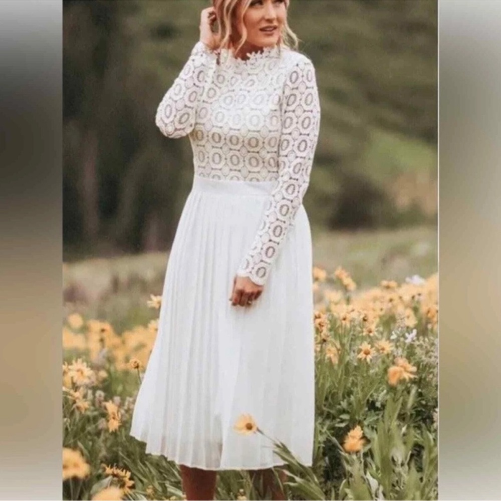 Arabella Ivy City Co White Long Sleeve Dress